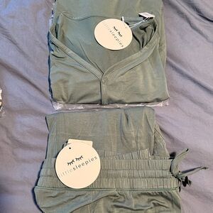 NWT Little Sleepies Women’s Pajama Set in Grove Green XXL
